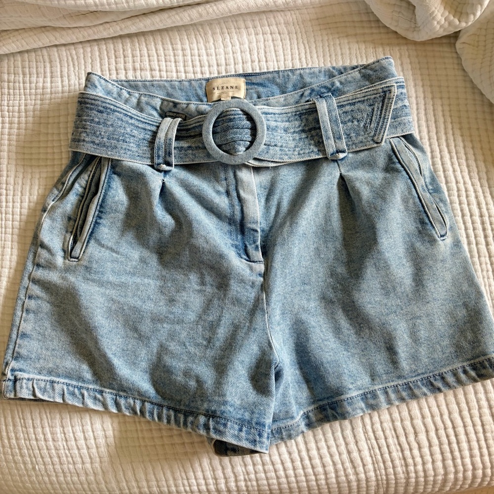 Sezane Deia Belted Denim Shorts - Picture 3 of 5